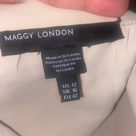 NWT Maggy London Smocked Neck Midi Dress - Picture 2 of 4